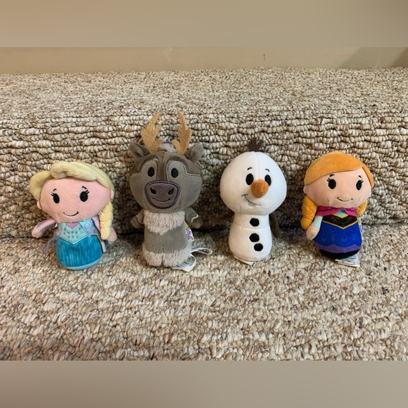 Hallmark Itty Bitty “Frozen” Characters - Picture 1 of 4